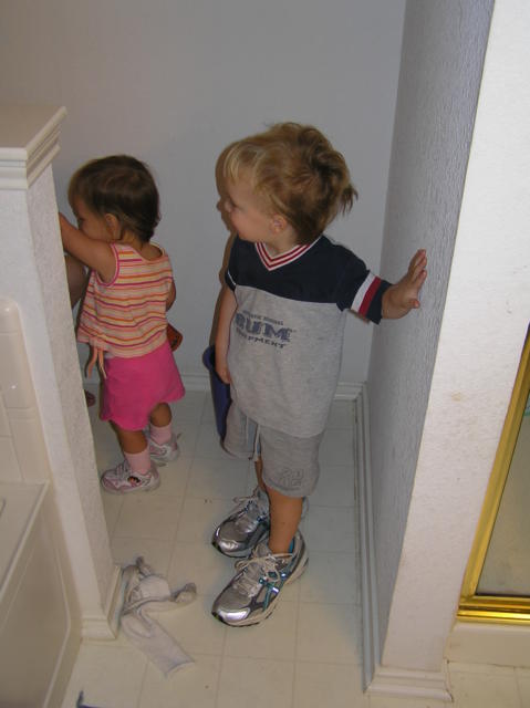 Jacob and Lacy try on shoes